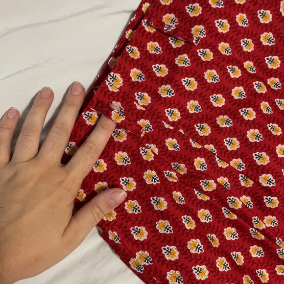 SALE 3 for $15 Patterned wrap skirt - Picture 7 of 7